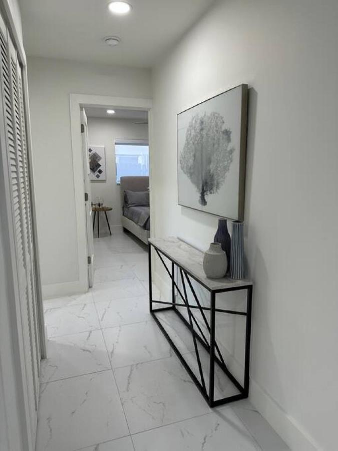 The Sun House - 3 Bed, 2 Bath, Private Pool, Fire Pit, Huge Backyard Villa Fort Lauderdale Bagian luar foto