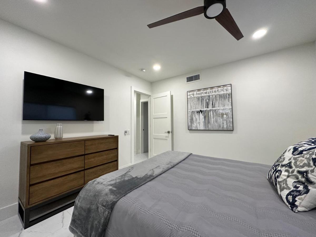 The Sun House - 3 Bed, 2 Bath, Private Pool, Fire Pit, Huge Backyard Villa Fort Lauderdale Bagian luar foto